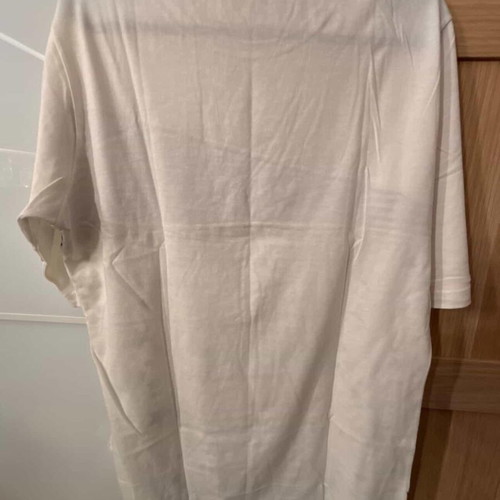 Sleeveless shirt white size M like new