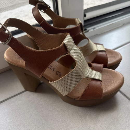Ragazza platform sandals like new, brown and gold, size 37