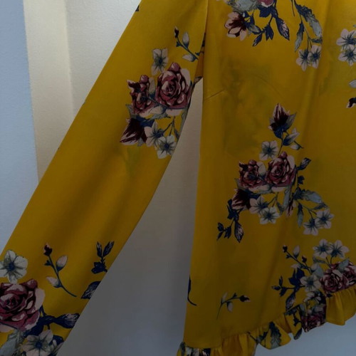Vila women's blouse like new, yellow-orange, asymmetrical print, XS-S