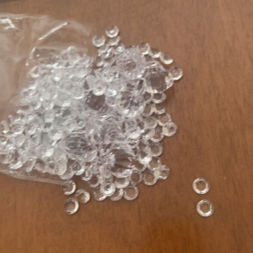 Fake diamonds like new