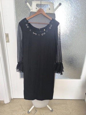 Black dress size M, elegant with lining