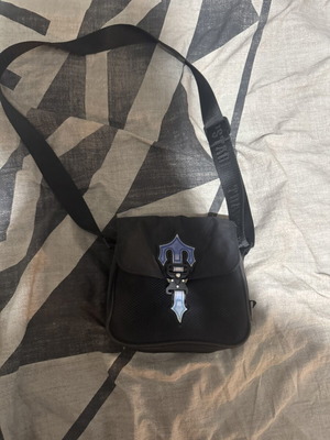 Trapstar bag gradient blue used