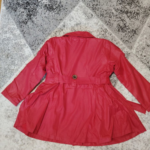 Red spring/autumn trench coat for 5-6 years old girl, like new