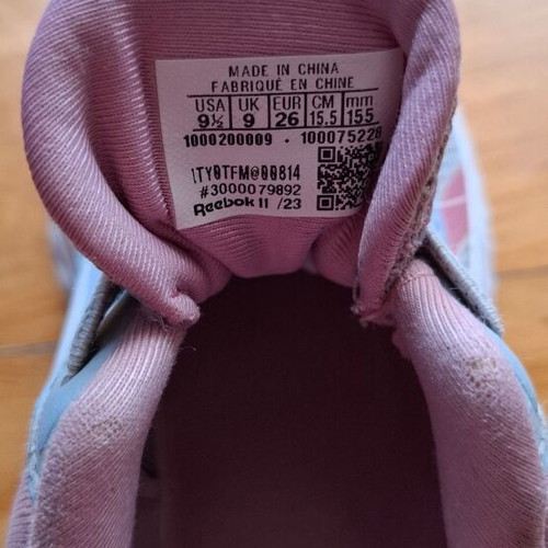 Reebok athletic shoes used size 26 blue and pink