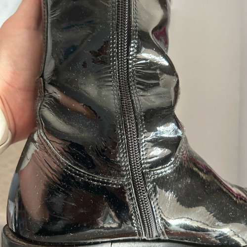 Gianna Kazakou black patent leather boots used