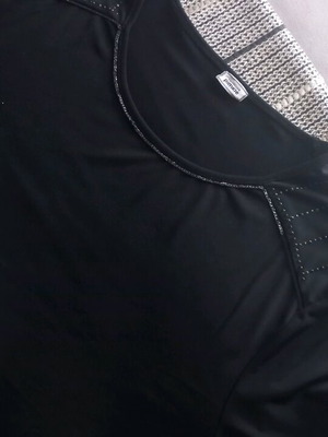 Black blouse size L