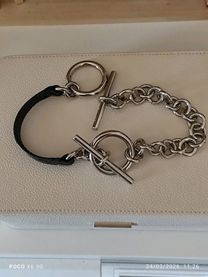 Burberry double twist unisex bracelet like new, black and silver