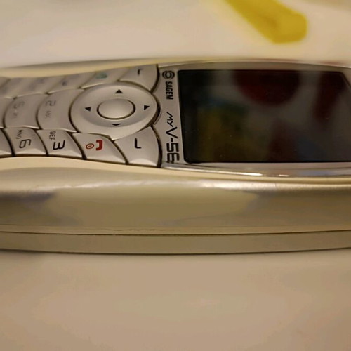 SAGEM My V-56 used with charger and hands free headset