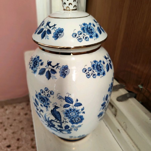 Porcelain Vase 34 cm used with lid