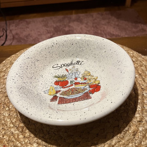 Pasta dish set new, 10 deep plates and 2 platters