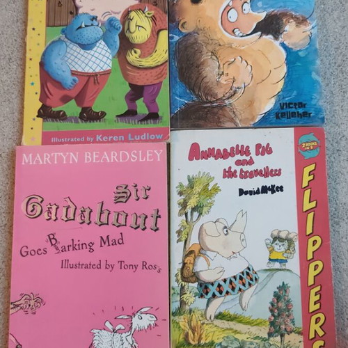 Children's English books used, set of 4