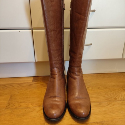 New Matic women's leather riding boots size 36, like new, brown