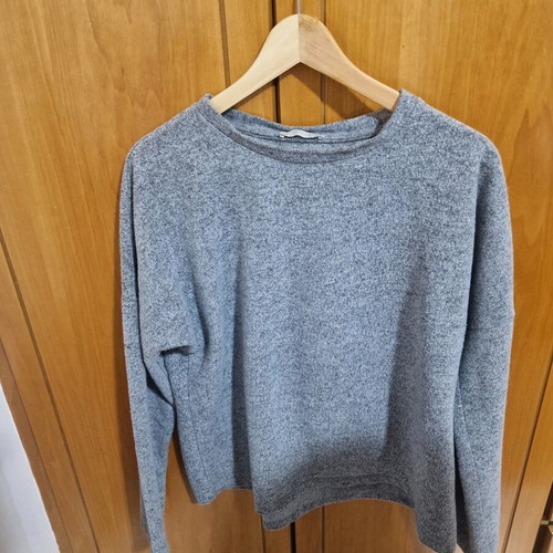 Zara sweater like new, loose fit, gray, size S