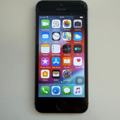 Apple iPhone 5s 16GB Space Gray used, broken screen