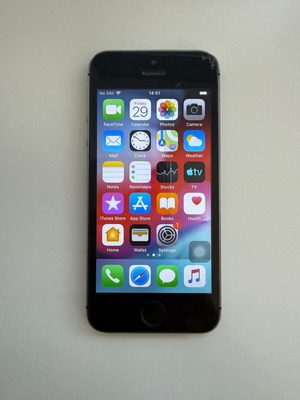 Apple iPhone 5s 16GB Space Gray used, broken screen
