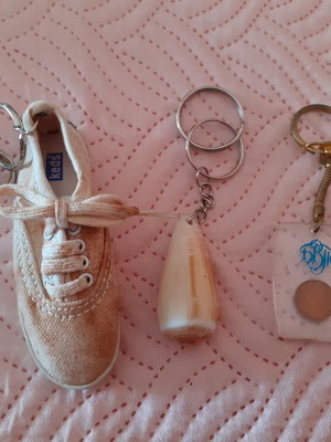Set of 3 assorted keychains