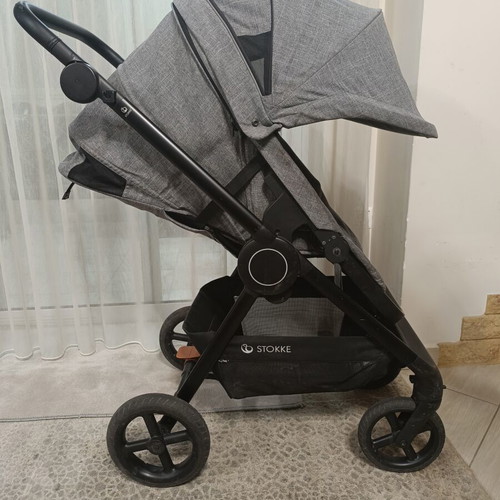 Stokke Beat stroller like new, lightweight and compact urban design