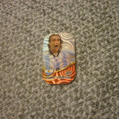Gabriel Batistuta European Football Stars 2018-2019 collectible metal tag used