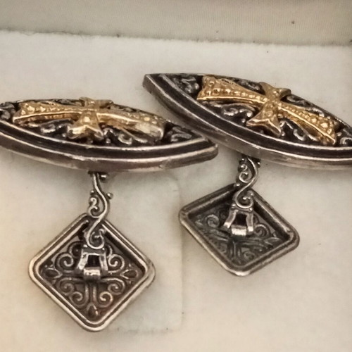 Silver 925 cufflinks used with gold-plated crosses