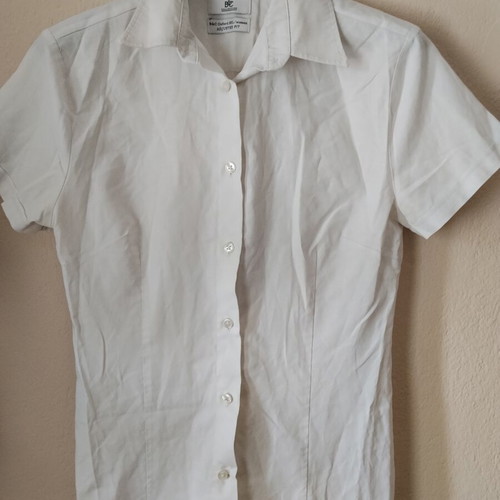 White fitted shirt like new, sizes S and M