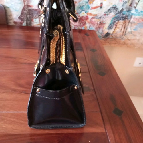 GIZIA leather black handbag new with gold details