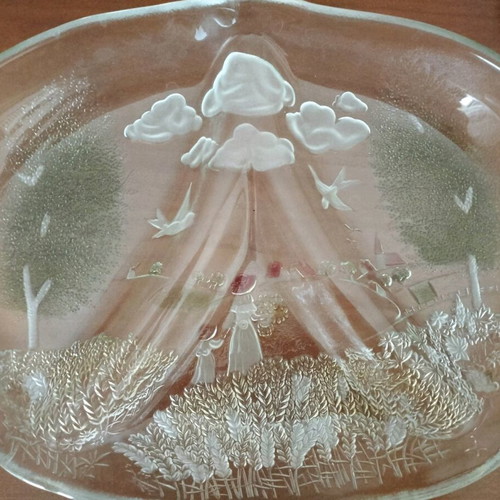 Serving platter like new with embossed images for nuts and sweets