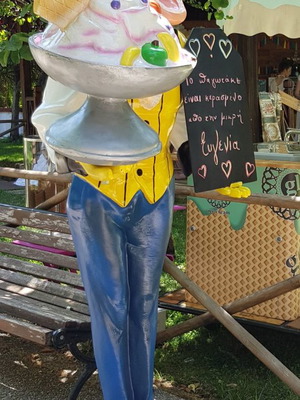 Decorative doll used for gelateria and pastry shops, fiberglass