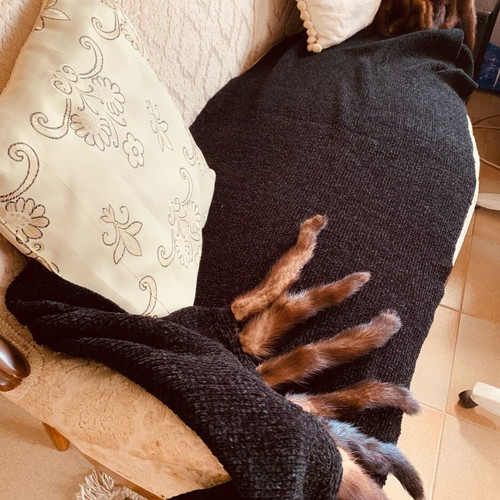 Knitted scarf with natural mink fur A.L.E. like new, black and brown