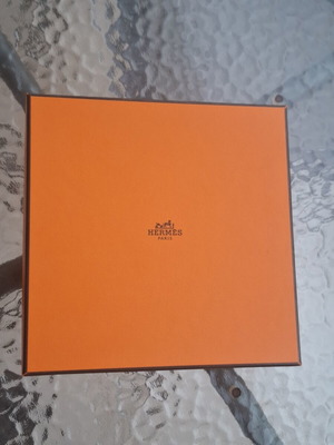 Hermes κουτί 19,5x19,5x5 εκ.