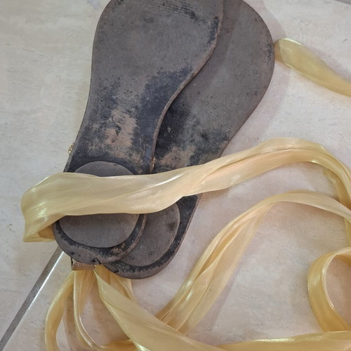 Fabric sandals size 38 used, yellow with gold details