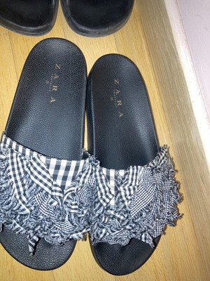 Zara slippers size 39 like new, black and white
