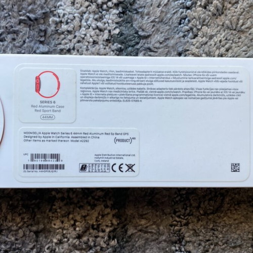 Apple Watch Series 6 44mm (PRODUCT RED) like new