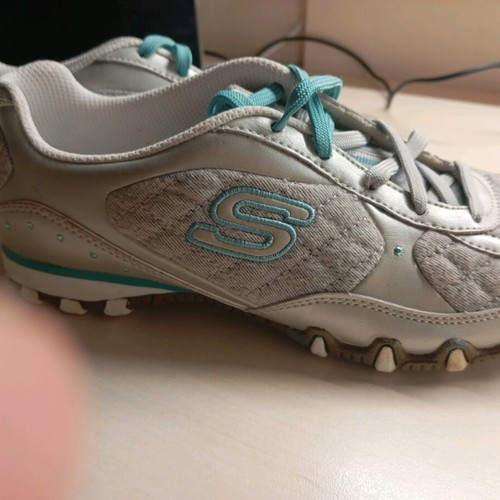 Skechers athletic shoes new, gray with turquoise laces