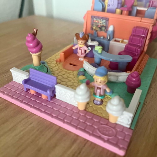 Polly Pocket Ice Cream Parlor 1995 vintage, used, complete