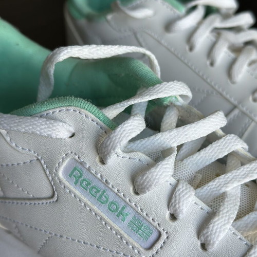 Reebok women's sneakers size 38, white with mint green accents