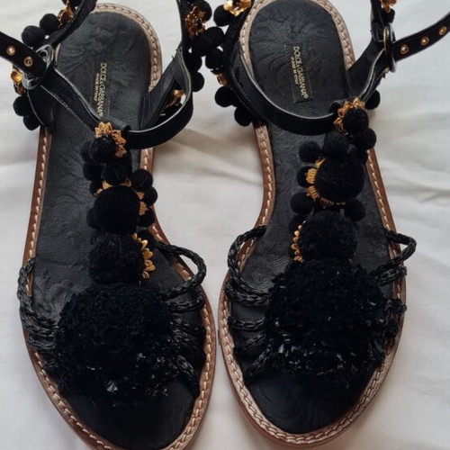 Dolce Gabbana sandals like new, size 38.5-39, black