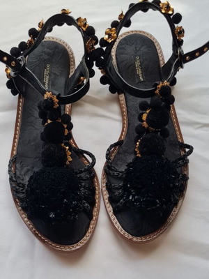 Dolce Gabbana sandals like new, size 38.5-39, black
