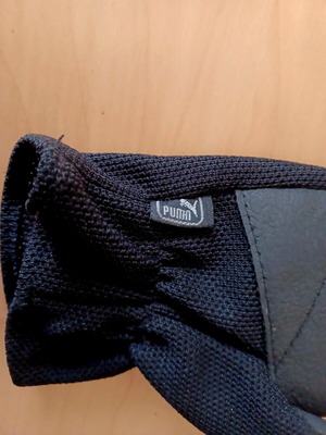 Puma cycling gloves like new
