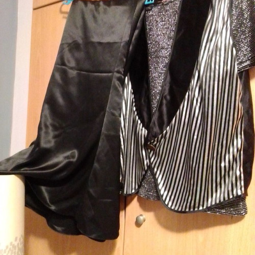 Set of three pieces for evening wear used, black satin maxi skirt, lame top and black lame vest XL