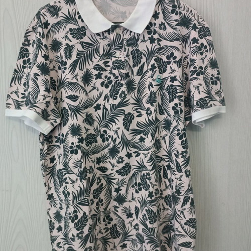 United Colors of Benetton polo-type short sleeve shirt like new, size large, black-beige