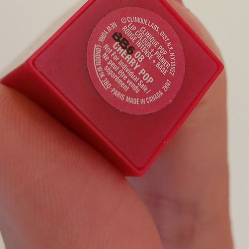 Clinique mini lipstick used 08 CHERRY POP