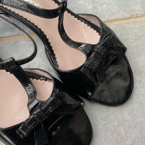 Women's black patent platform sandals size 37 used