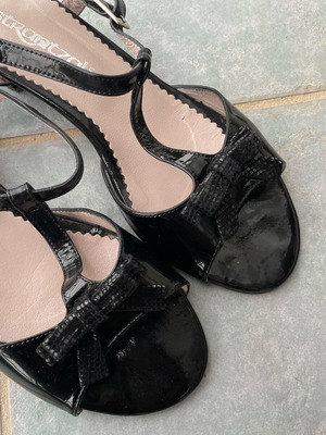 Women's black patent platform sandals size 37 used