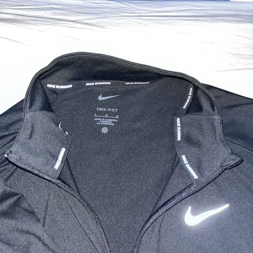 Nike running Dri-FIT Element men's shirt size L like new, black
