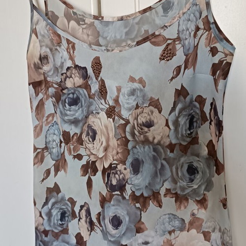 Vintage floral wrap skirt and top set, size M/L