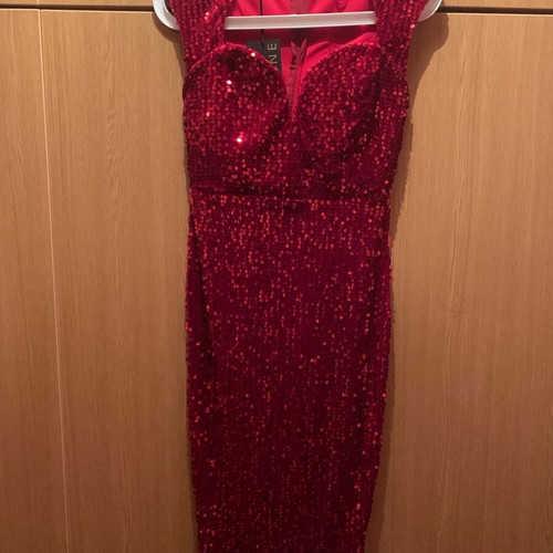 Clothes like new, dresses, vest, blouse, skirts and skirt-shorts