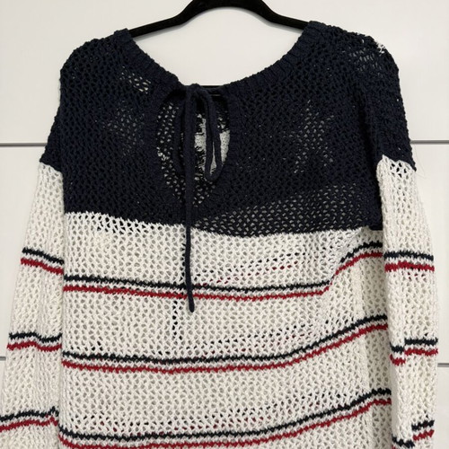 Hollister American Flag Pullover like new, perfect for summer nights