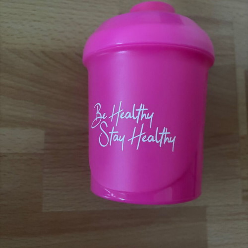 Mini Shaker 300 ml Super Pink new by Haya Labs