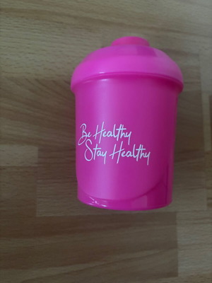 Mini Shaker 300 ml Super Pink new by Haya Labs
