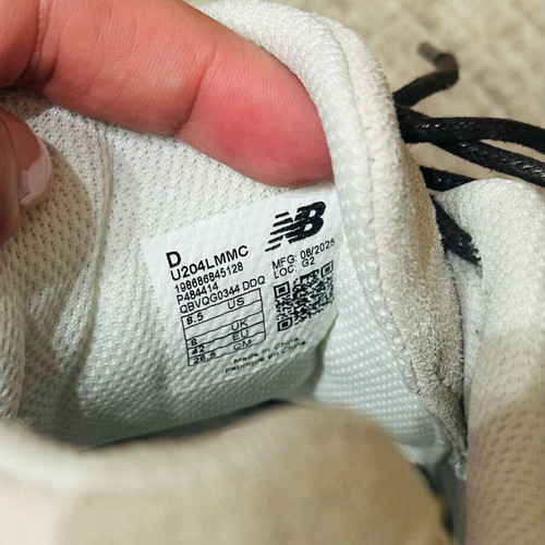 New Balance 204L sneakers new, size 42